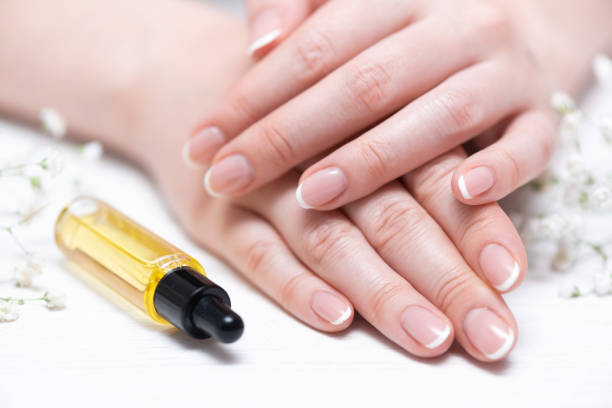 What Does Cuticle Oil Do? How To Apply?
